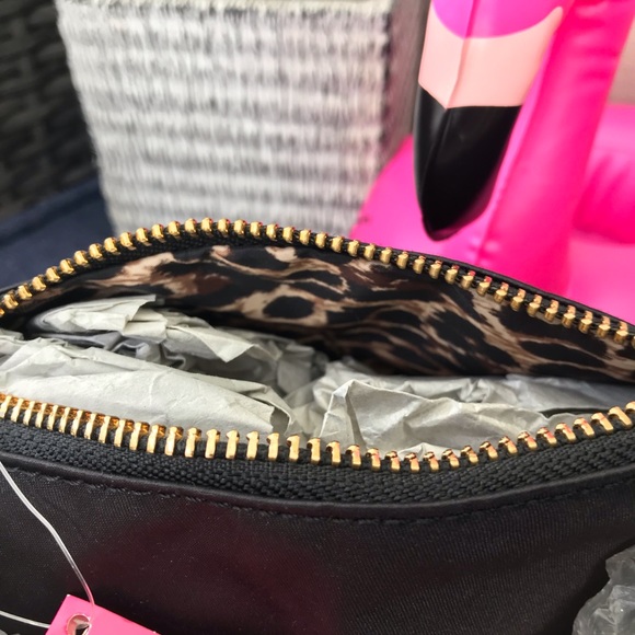 • Vs Bag • - Picture 3 of 3